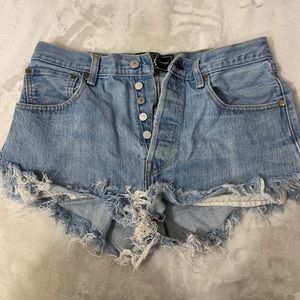 LEVI’S Jean Shorts